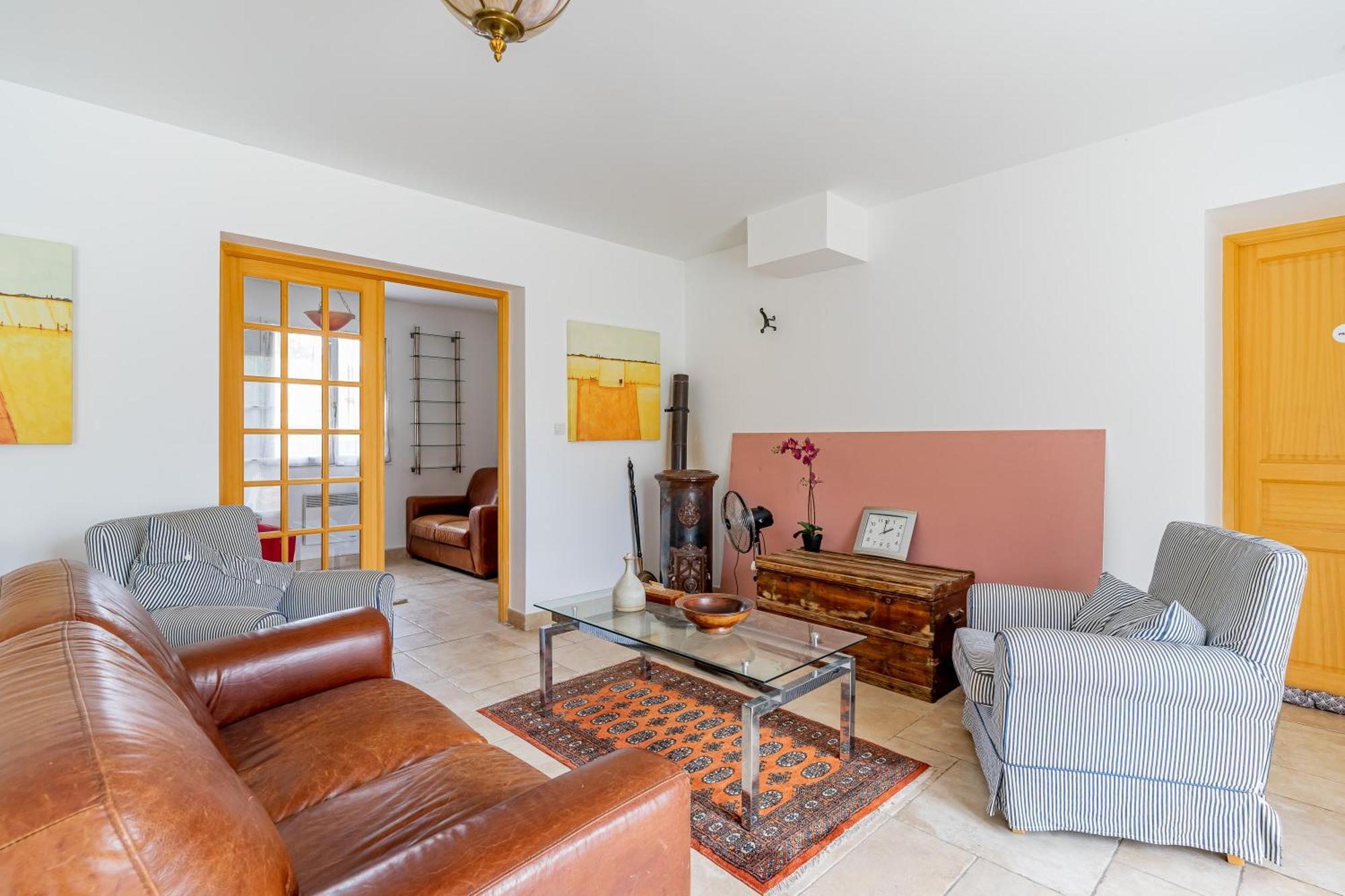 Le Manoir De Flassans Екстериор снимка